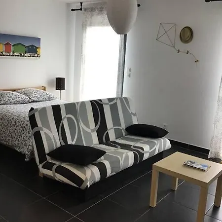 Superbe T1 A Vue Sur Appartement